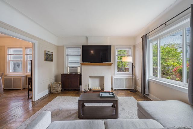 82-79 166th Street, Jamaica Hills, NY 11432