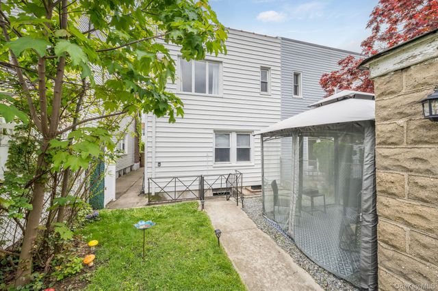 82-79 166th Street, Jamaica Hills, NY 11432