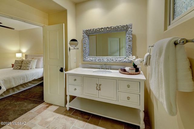 6486 N Lazulite Place, Tucson, AZ 85750