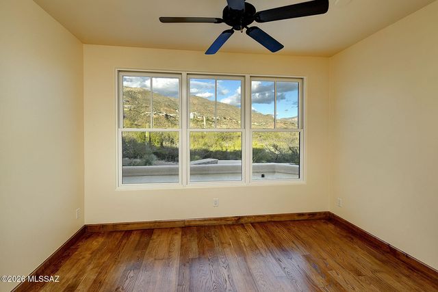 6486 N Lazulite Place, Tucson, AZ 85750