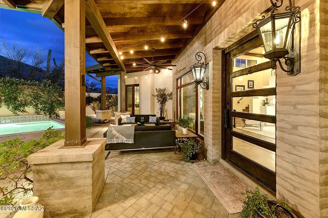 6486 N Lazulite Place, Tucson, AZ 85750