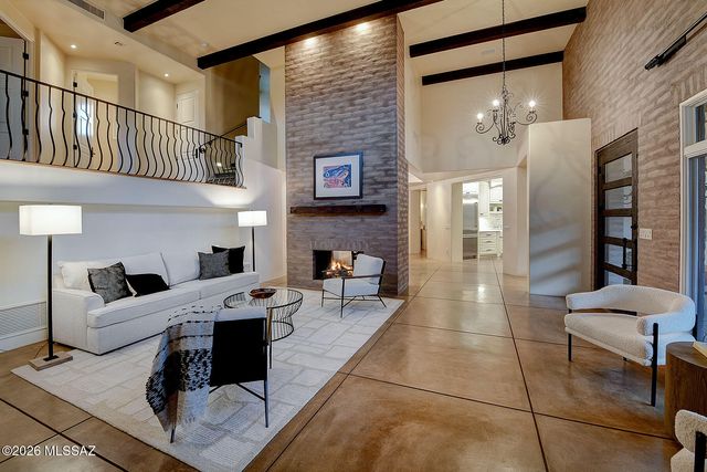 6486 N Lazulite Place, Tucson, AZ 85750