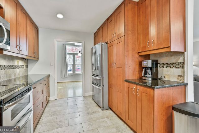 211 Felspar Ridge, Peachtree City, GA 30269