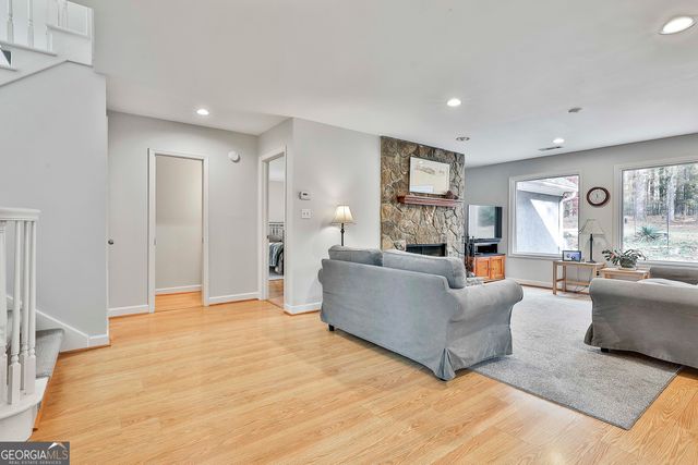 211 Felspar Ridge, Peachtree City, GA 30269