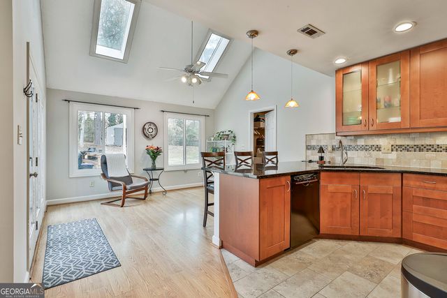 211 Felspar Ridge, Peachtree City, GA 30269