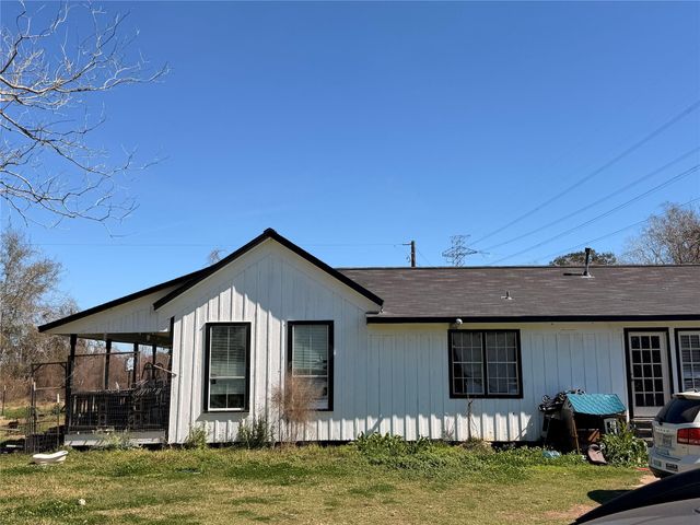 10217 Weldon Road, Freeport, TX 77541