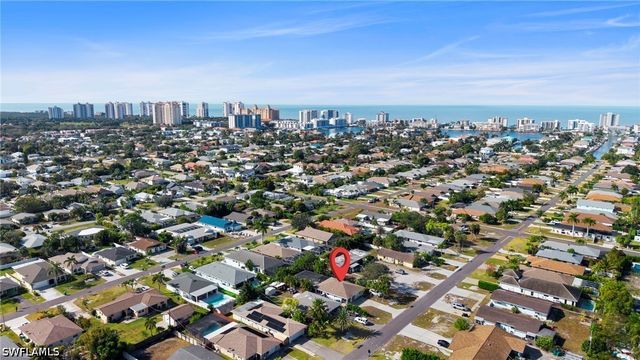 630 99th AVE N, Naples, FL 34108