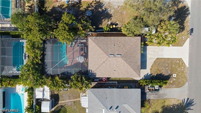 630 99th AVE N, Naples, FL 34108