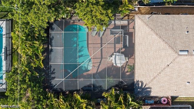 630 99th AVE N, Naples, FL 34108