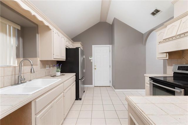 5310 N 24th Lane, Mcallen, TX 78504