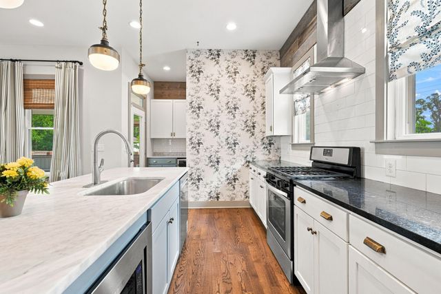 1223 McGavock Pike, Nashville, TN 37216