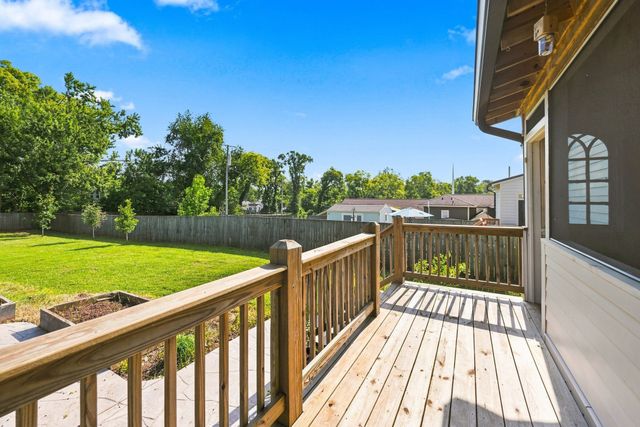 1223 McGavock Pike, Nashville, TN 37216