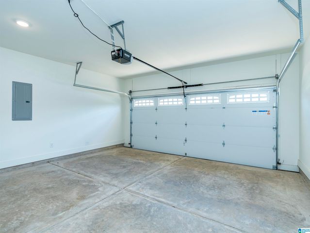 104 HUNTLEY RIDGE DRIVE, Pelham, AL 35124