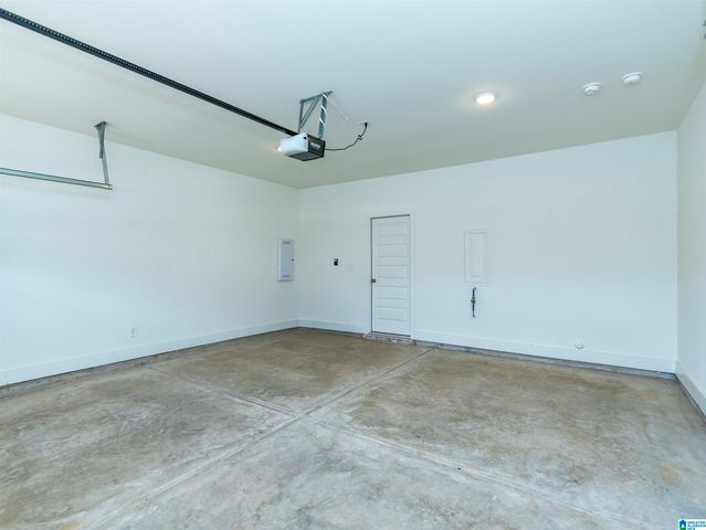 104 HUNTLEY RIDGE DRIVE, Pelham, AL 35124