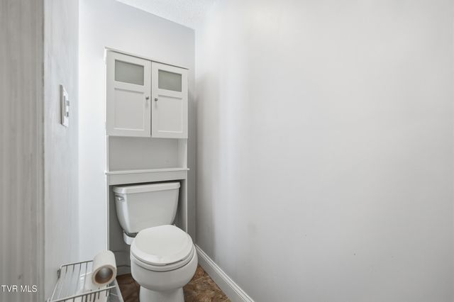 629 Old Embreeville Road, Jonesborough, TN 37659