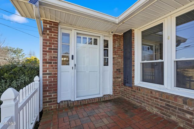 629 Old Embreeville Road, Jonesborough, TN 37659