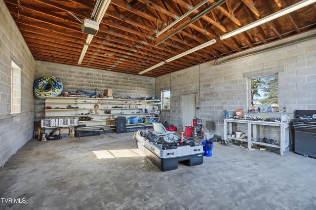 629 Old Embreeville Road, Jonesborough, TN 37659