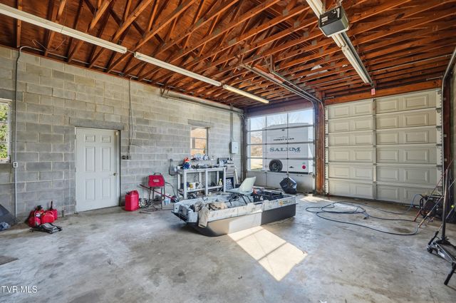 629 Old Embreeville Road, Jonesborough, TN 37659