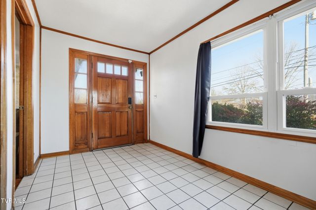 629 Old Embreeville Road, Jonesborough, TN 37659