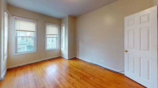 15-17 Langdon 17-2, Boston, MA 02119