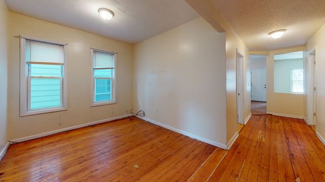 15-17 Langdon 17-2, Boston, MA 02119