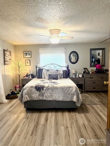 5353 Wildlife Acres Lane, Sedro Woolley, WA 98284
