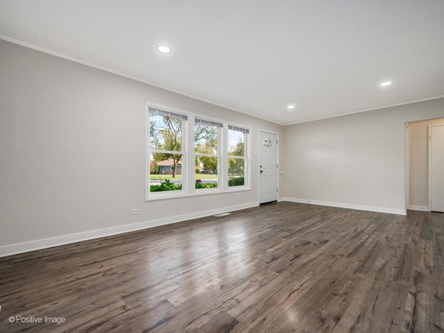 353 Blackhawk Drive, Park Forest, IL 60466