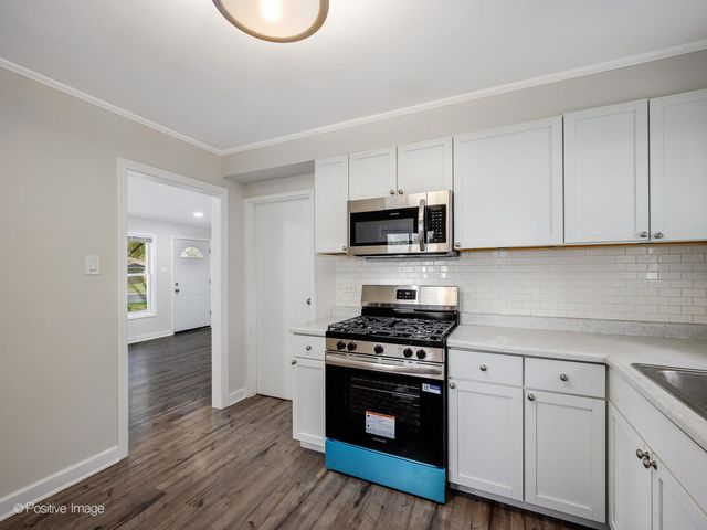 353 Blackhawk Drive, Park Forest, IL 60466