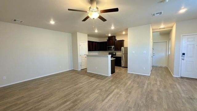 1500 Volponi Drive SE, Albuquerque, NM 87123