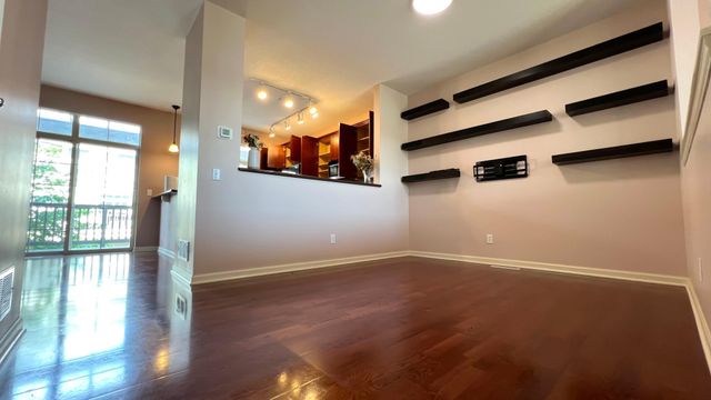 8136 Main Street N, Maple Grove, MN 55369