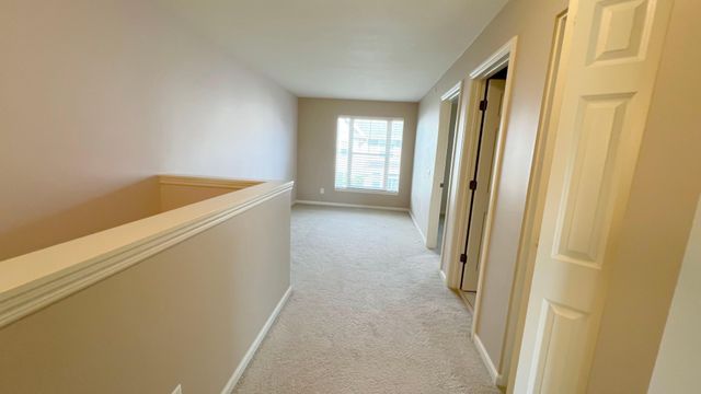 8136 Main Street N, Maple Grove, MN 55369
