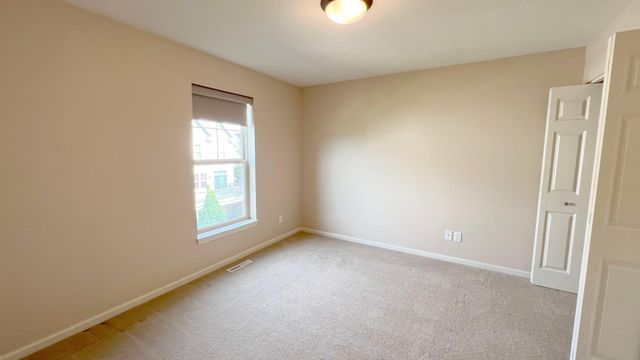 8136 Main Street N, Maple Grove, MN 55369