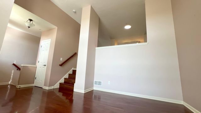 8136 Main Street N, Maple Grove, MN 55369