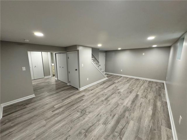 143 E Short Avenue, Independence, MO 64050