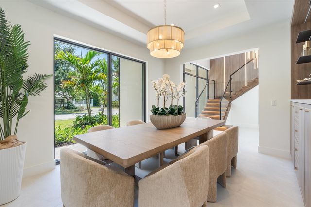 13 EASTVIEW Avenue, Delray Beach, FL 33483