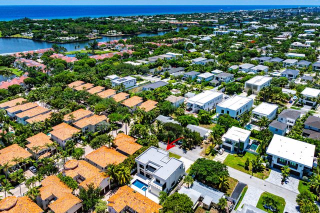 13 EASTVIEW Avenue, Delray Beach, FL 33483