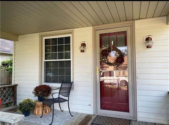1010 N 8th Street, Leavenworth, KS 66048