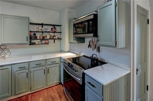 1010 N 8th Street, Leavenworth, KS 66048