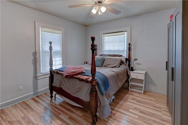 1010 N 8th Street, Leavenworth, KS 66048