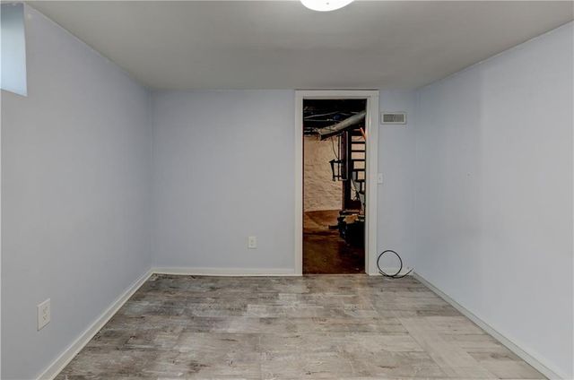 1010 N 8th Street, Leavenworth, KS 66048