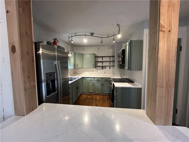 1010 N 8th Street, Leavenworth, KS 66048