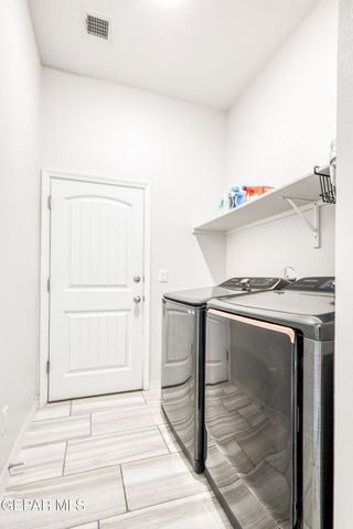 321 Fray Olguin Court, Socorro, TX 79927