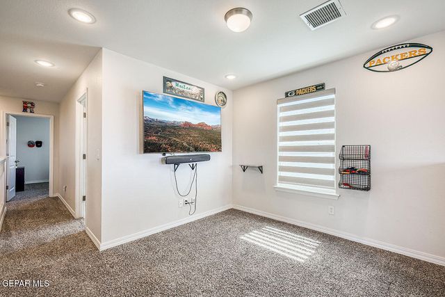 321 Fray Olguin Court, Socorro, TX 79927