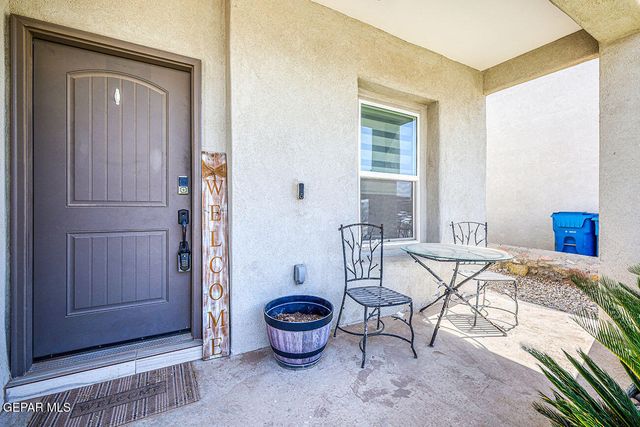 321 Fray Olguin Court, Socorro, TX 79927