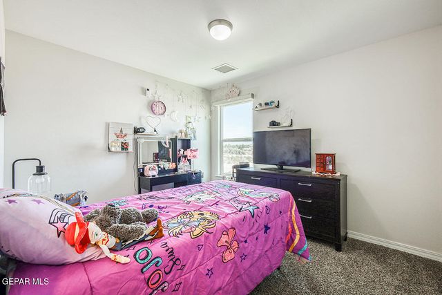 321 Fray Olguin Court, Socorro, TX 79927