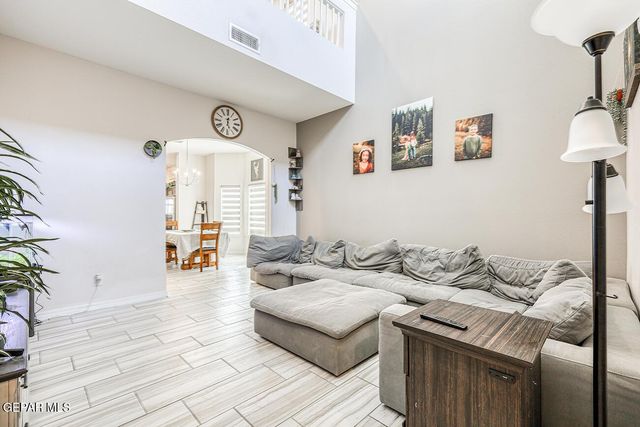 321 Fray Olguin Court, Socorro, TX 79927