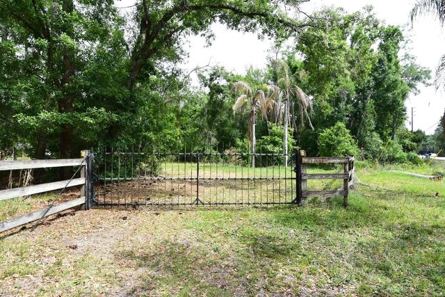 6832 QUAIL HOLLOW BOULEVARD, Wesley Chapel, FL 33544