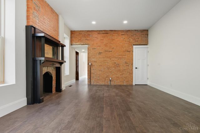 1132 Dayton Street, Cincinnati, OH 45214