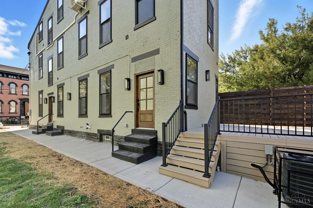 1132 Dayton Street, Cincinnati, OH 45214