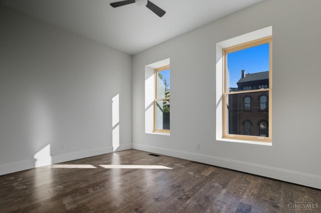 1132 Dayton Street, Cincinnati, OH 45214